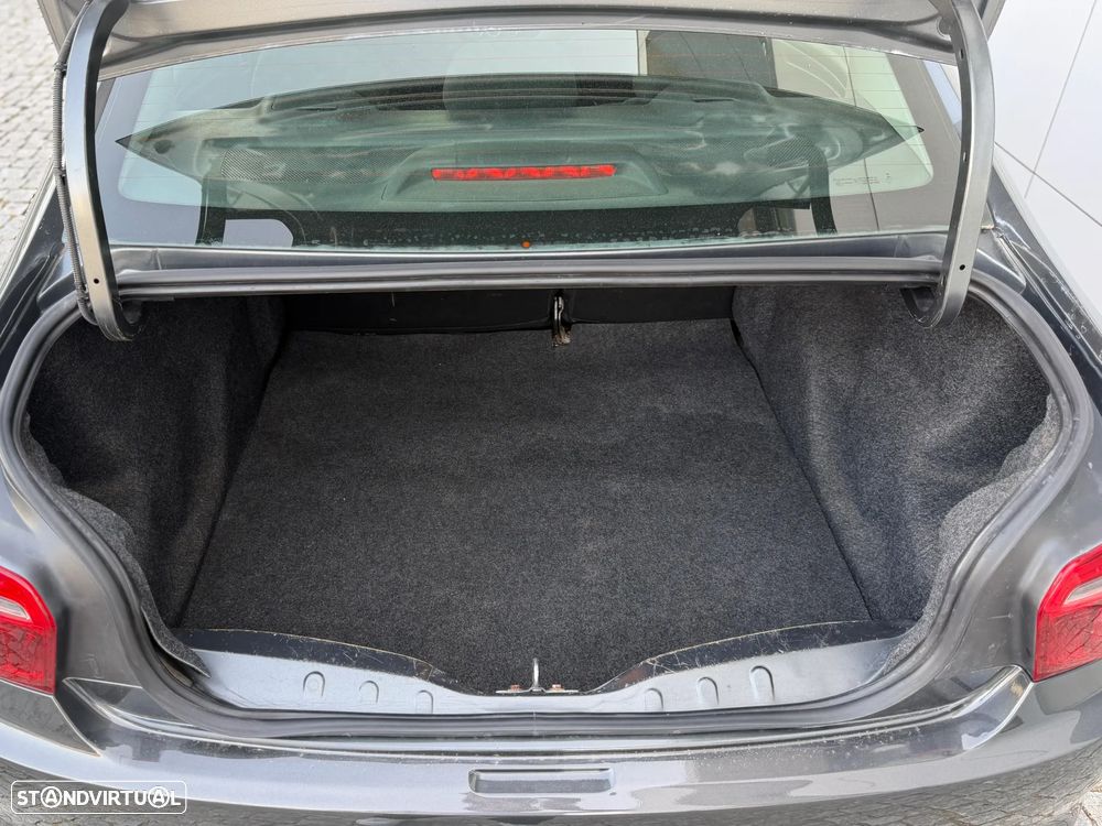 Citroën C-Elysée 1.2 PureTech Shine - 28