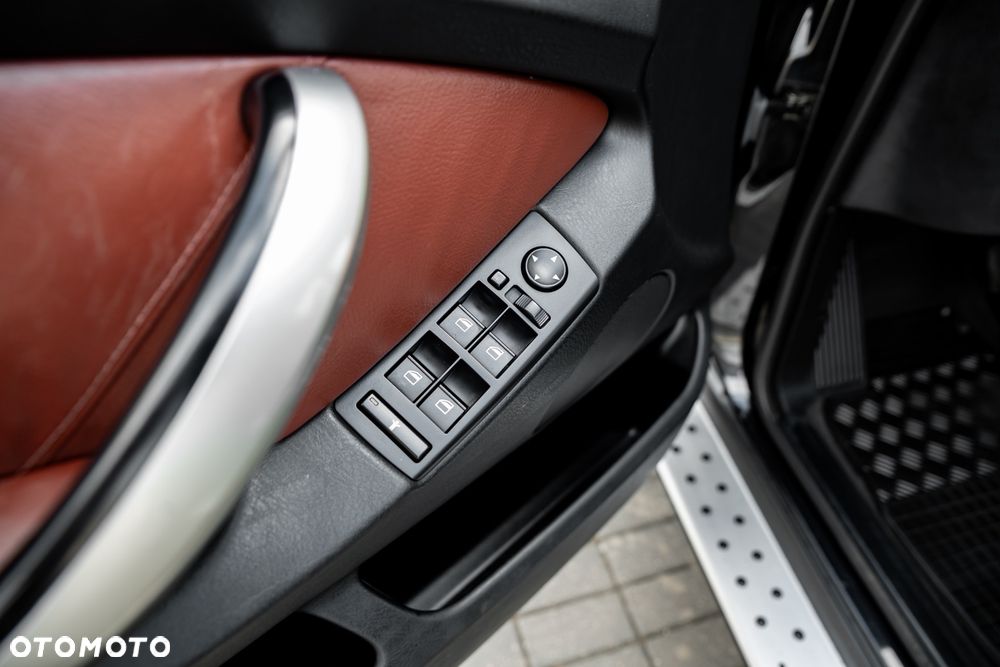 BMW X5 3.0 i - 18