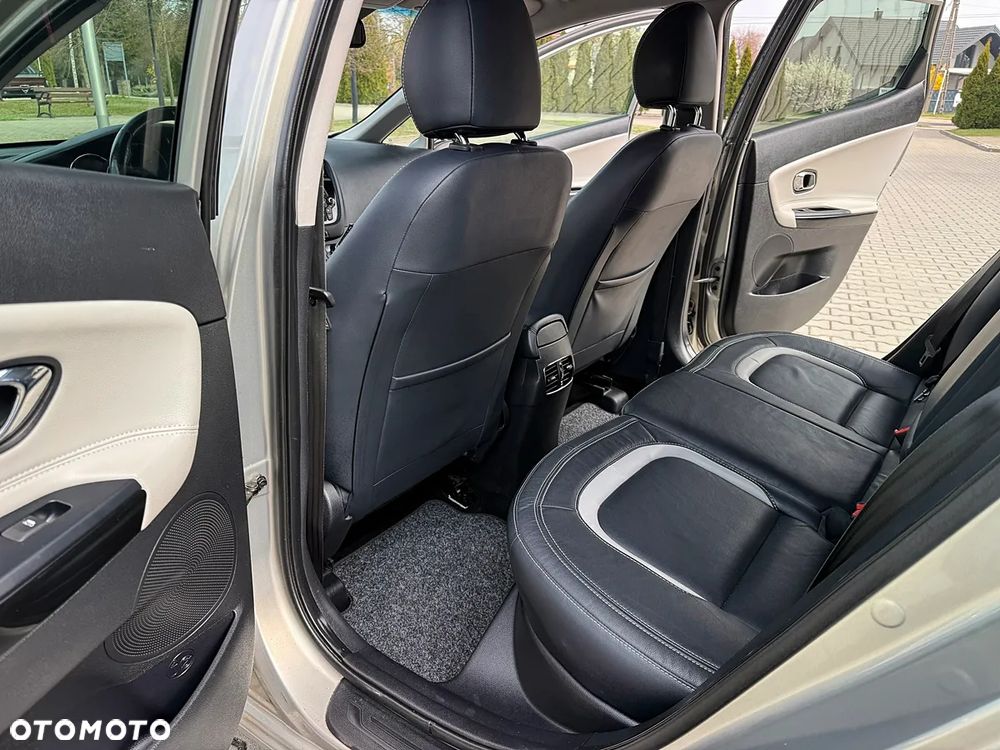 Kia Ceed 1.6 GDI Platinum Edition - 17