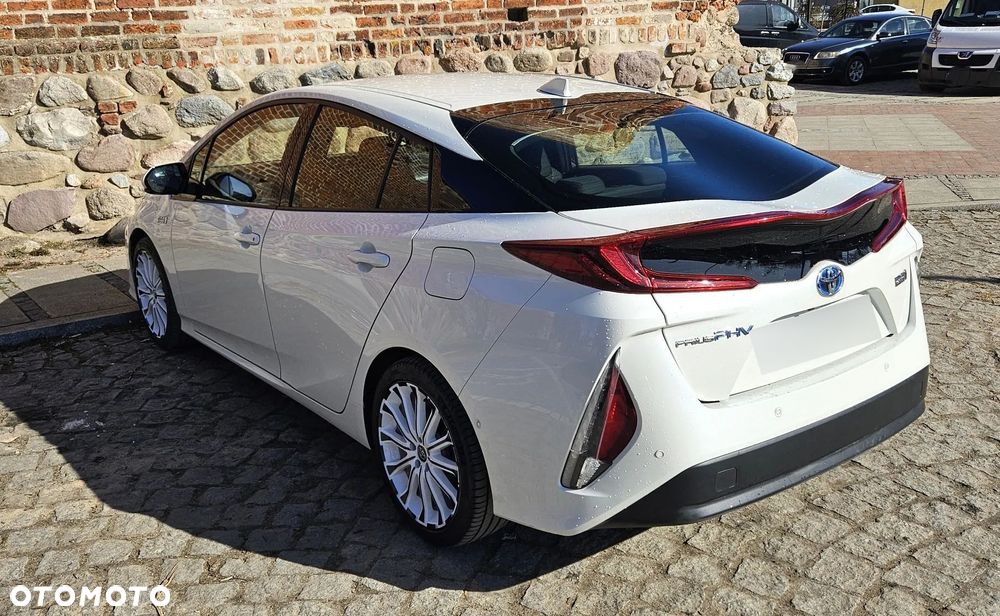 Toyota Prius - 7