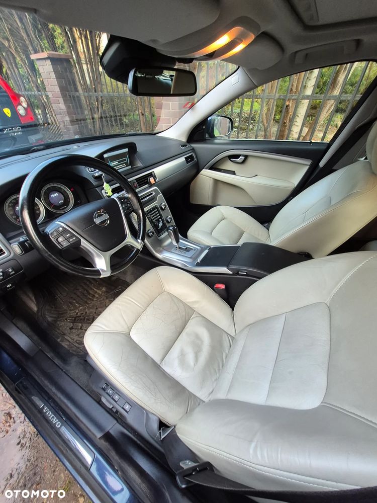 Volvo V70 - 12