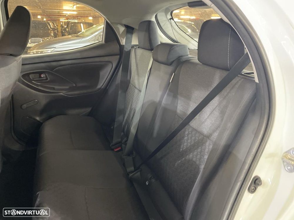 Toyota Yaris 1.5 HDF Comfort - 9