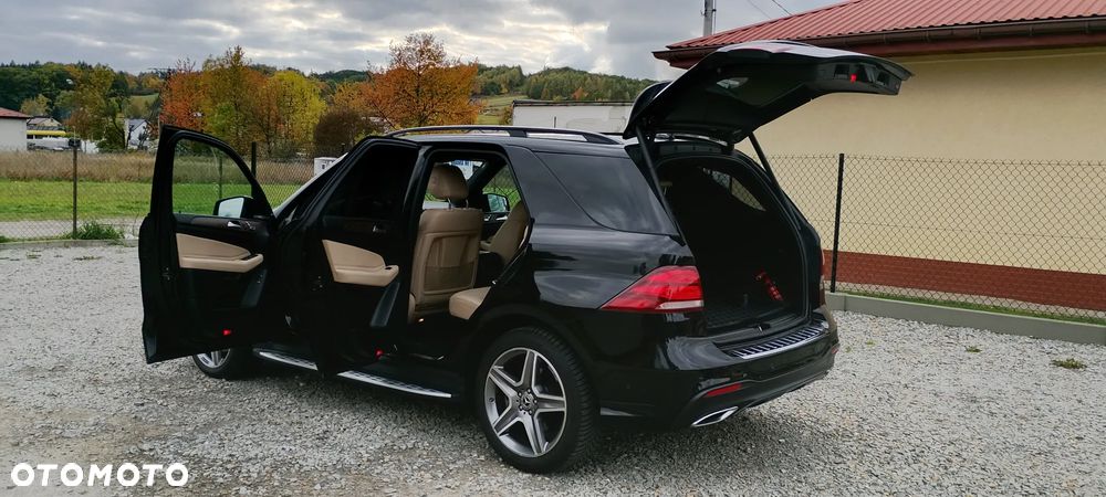 Mercedes-Benz GLE 350 d 4-Matic - 11
