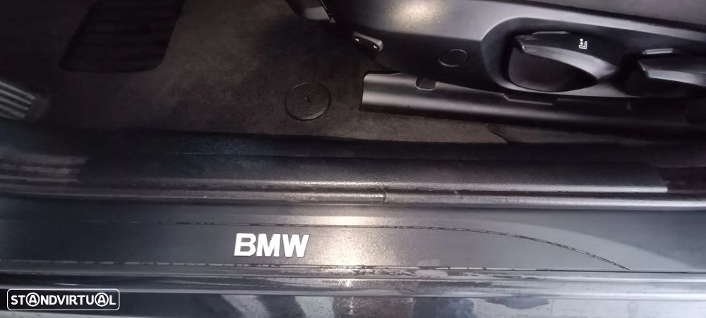 BMW 320 d Sport - 6
