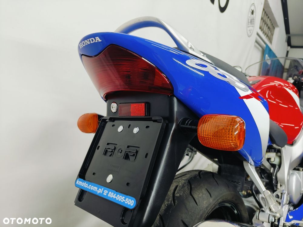 Honda CBR - 13