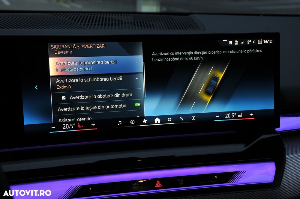 BMW Seria 5 520i AT MHEV - 23