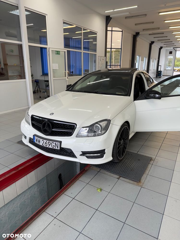 Mercedes-Benz Klasa C 350 Coupe 7G-TRONIC Edition - 5