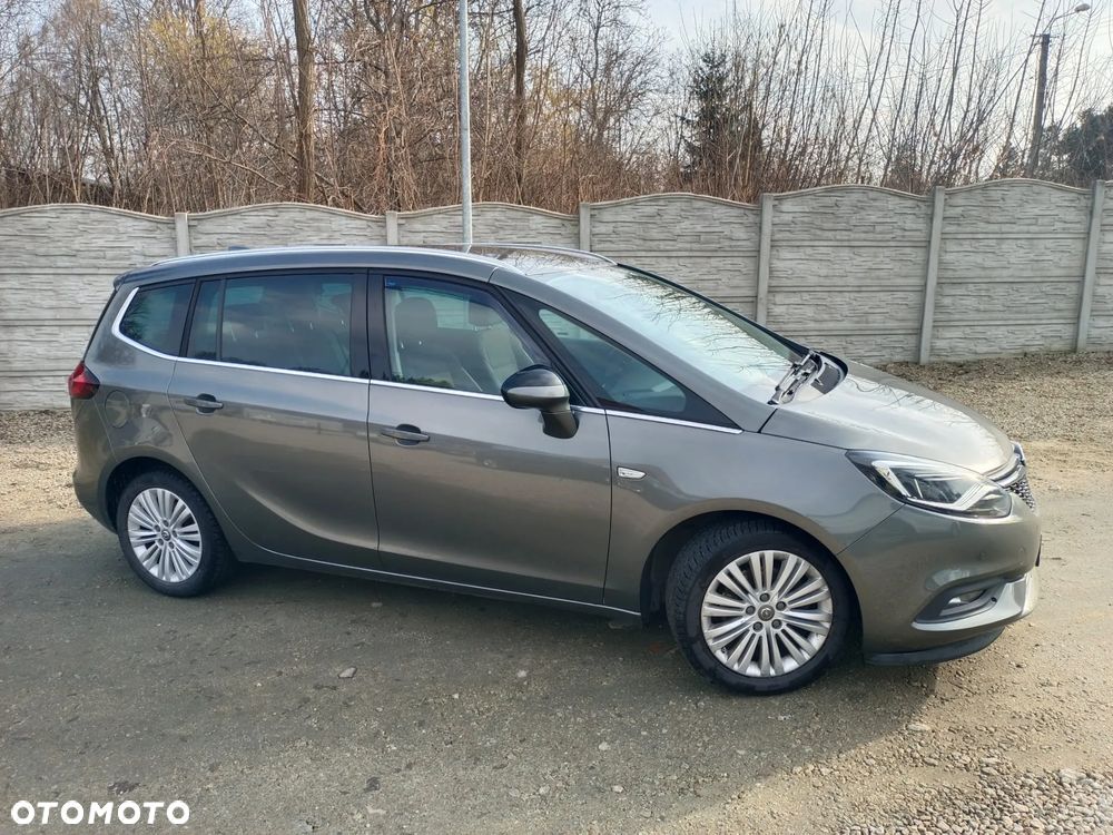 Opel Zafira 1.4 T Cosmo - 10