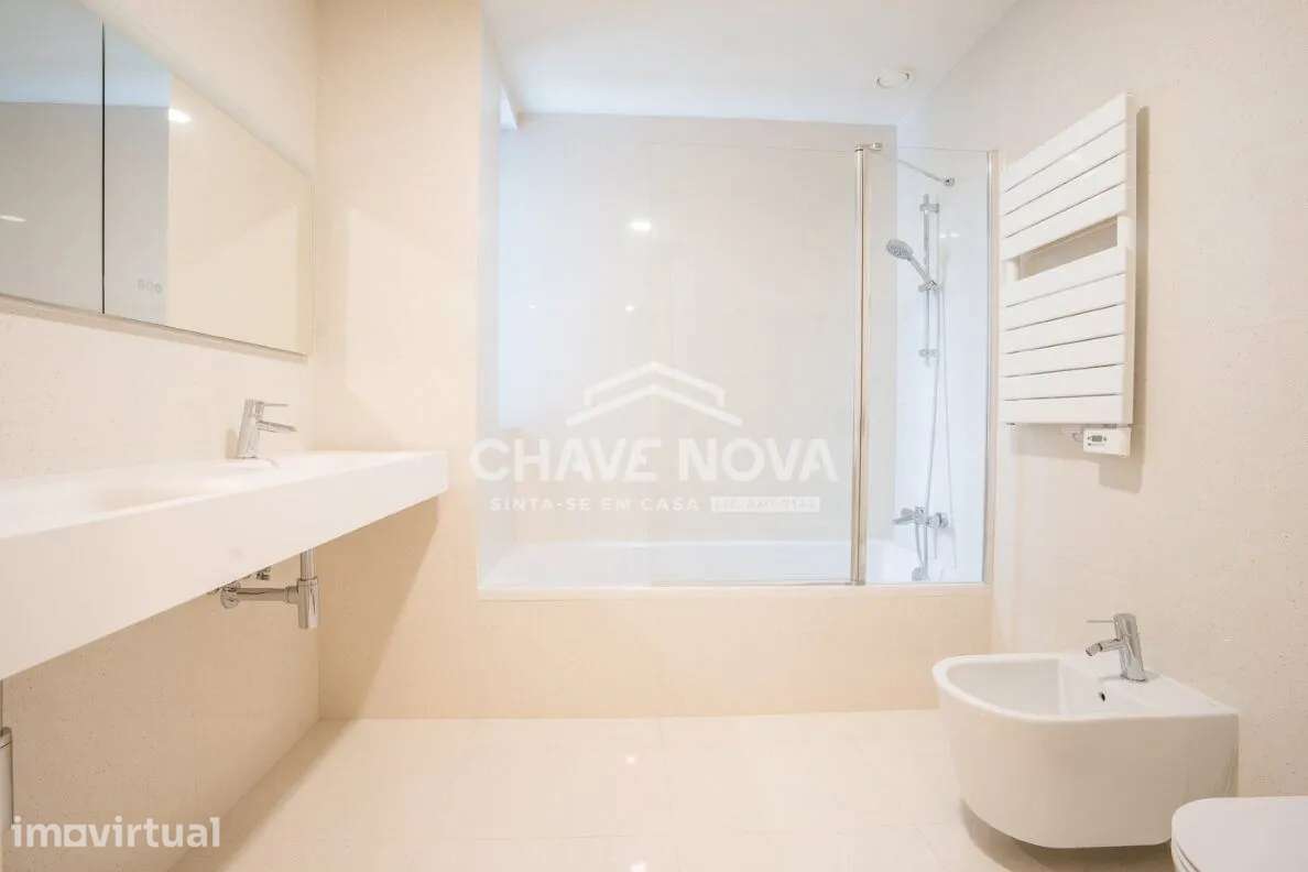 T2 Mobilado para Arrendamento – Último piso, vista rio Vila Nova Gaia - Grande imagem: 3/9
