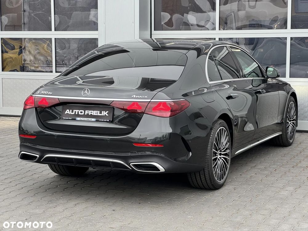 Mercedes-Benz Klasa E 300 de PHEV 4-Matic AMG 9G-Tronic - 10