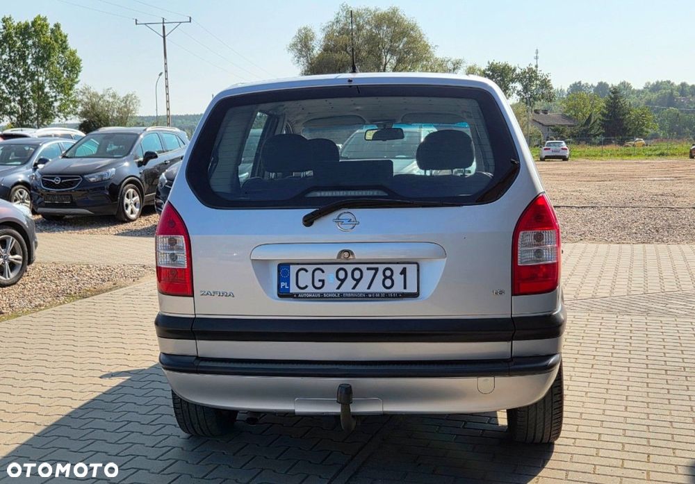 Opel Zafira - 20