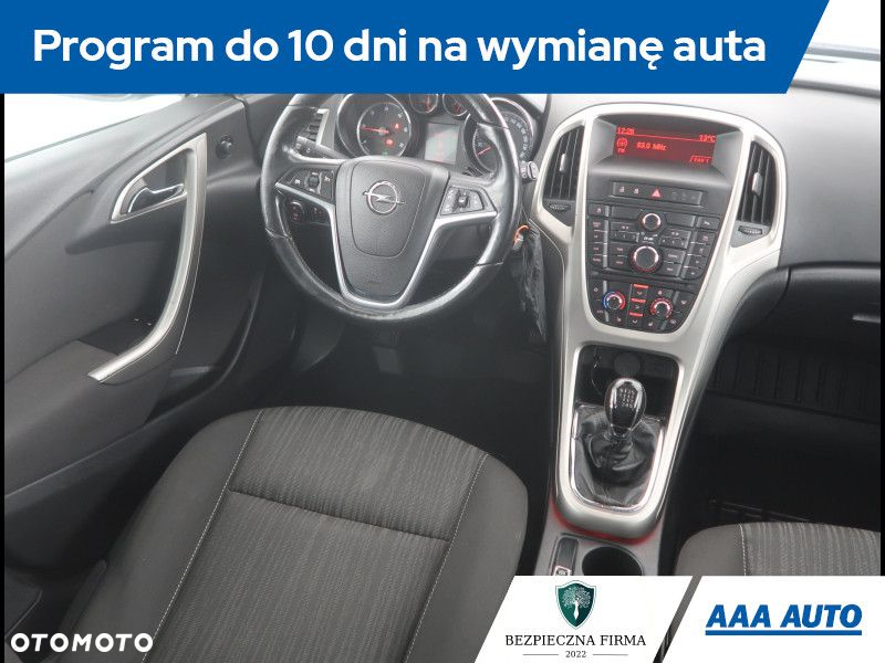 Opel Astra - 8