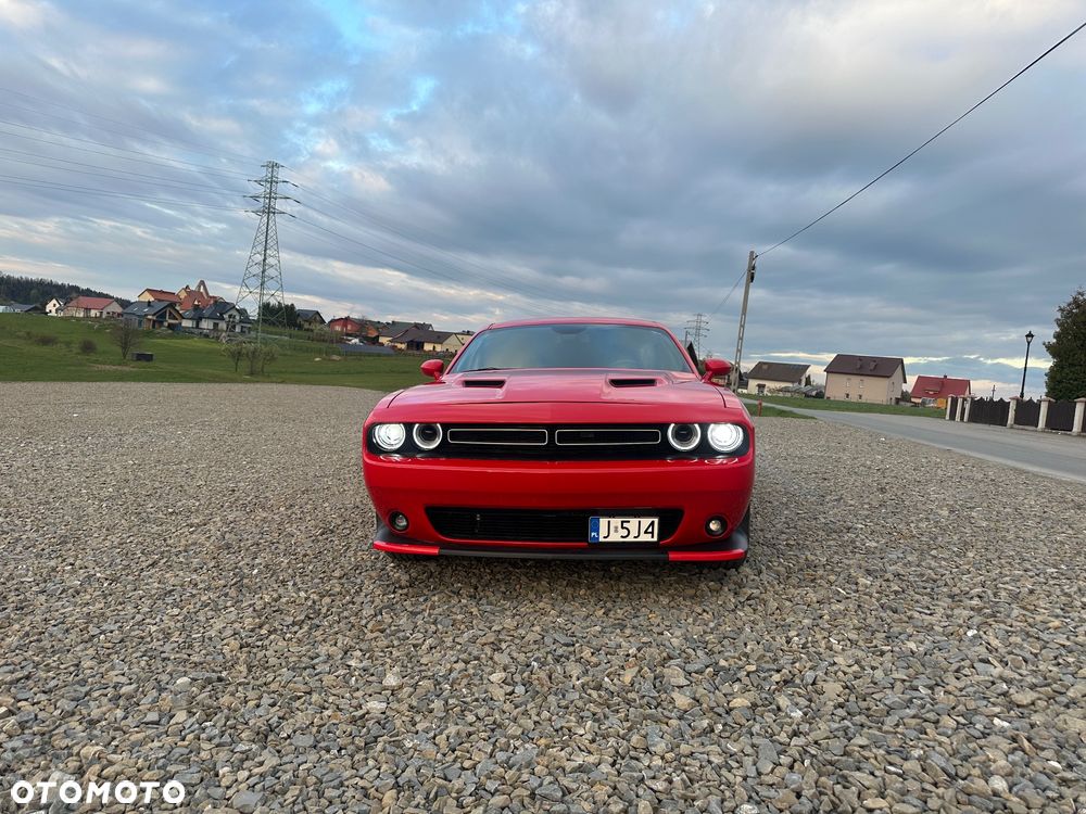 Dodge Challenger 3.6 SXT Plus - 3