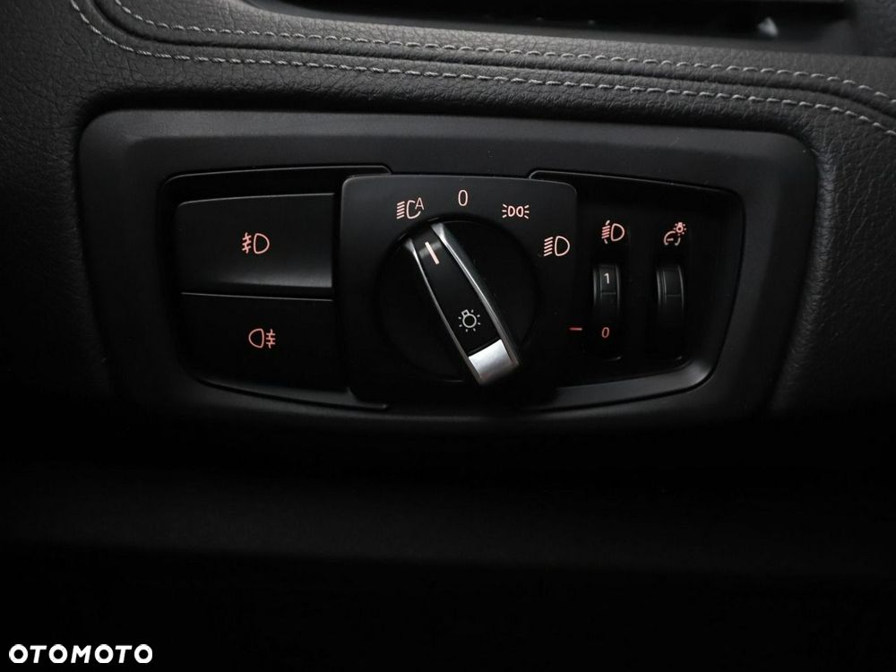 BMW Seria 2 218d GT Sport Line - 34