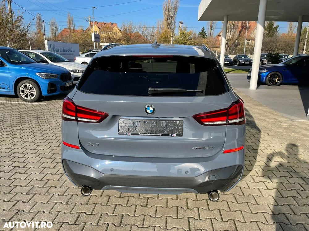 BMW X1 xDrive20i AT M Sport - 2