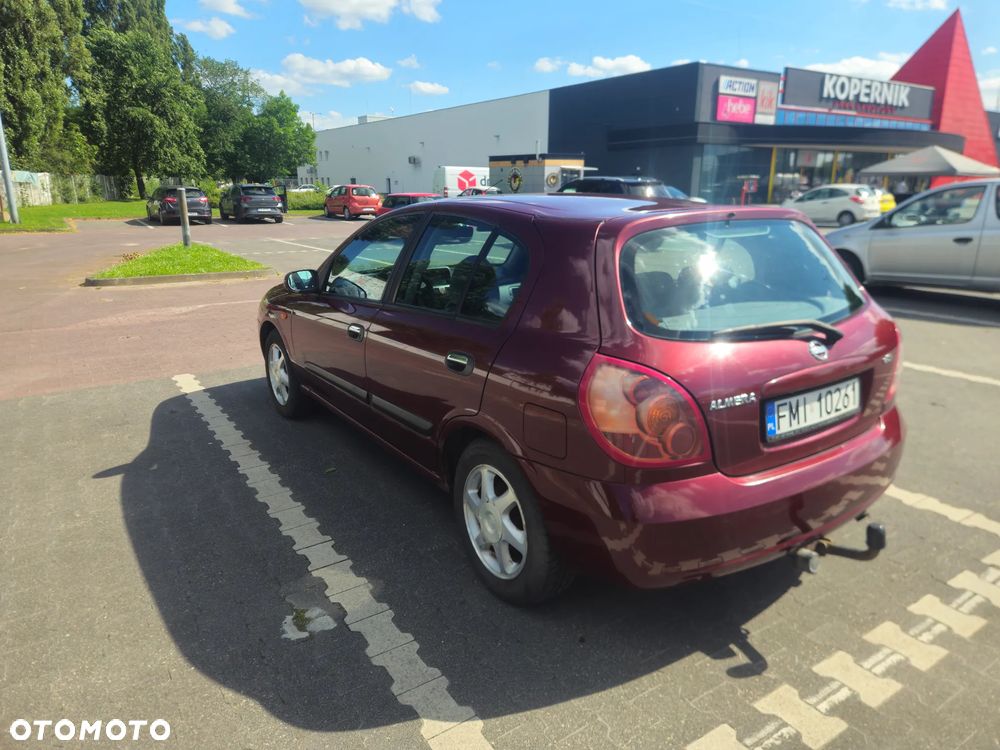 Nissan Almera - 6