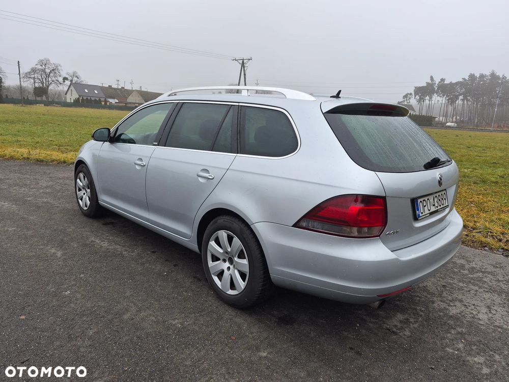Volkswagen Golf 1.6 TDI DPF Comfortline - 1