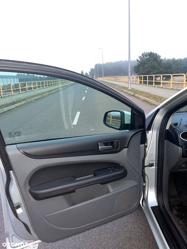 Ford Focus 1.6 16V Silver Magic - 9