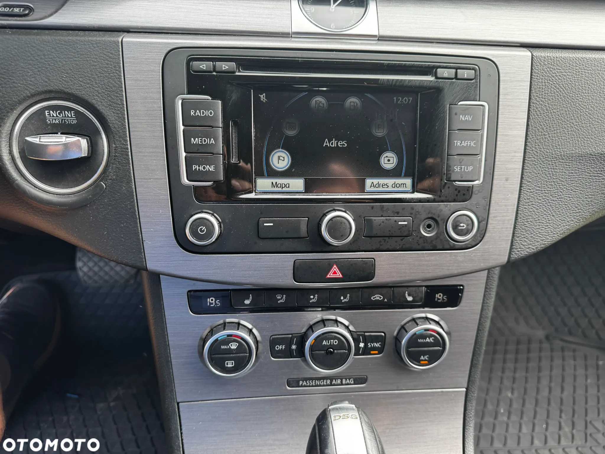 Volkswagen Passat Variant 2.0 Blue TDI DSG SCR Highline - 26