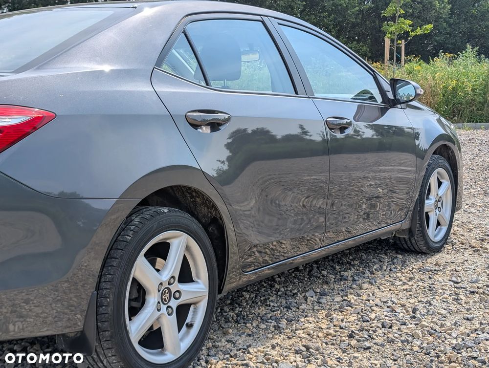 Toyota Corolla 1.6 Premium - 13