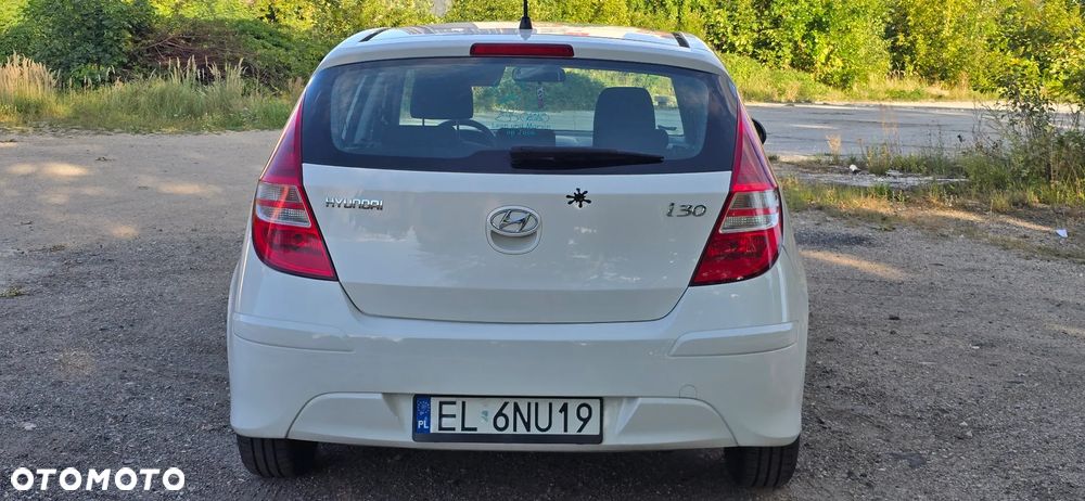 Hyundai i30 1.4 Classic + - 15