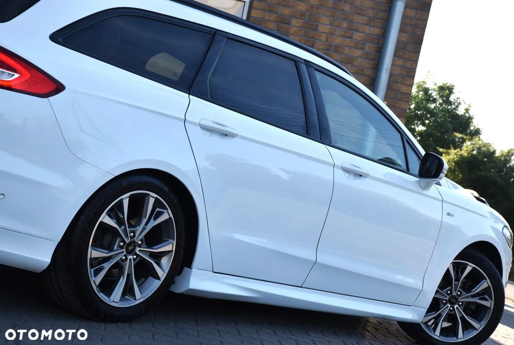 Ford Mondeo 1.5 EcoBoost ST-Line X - 41