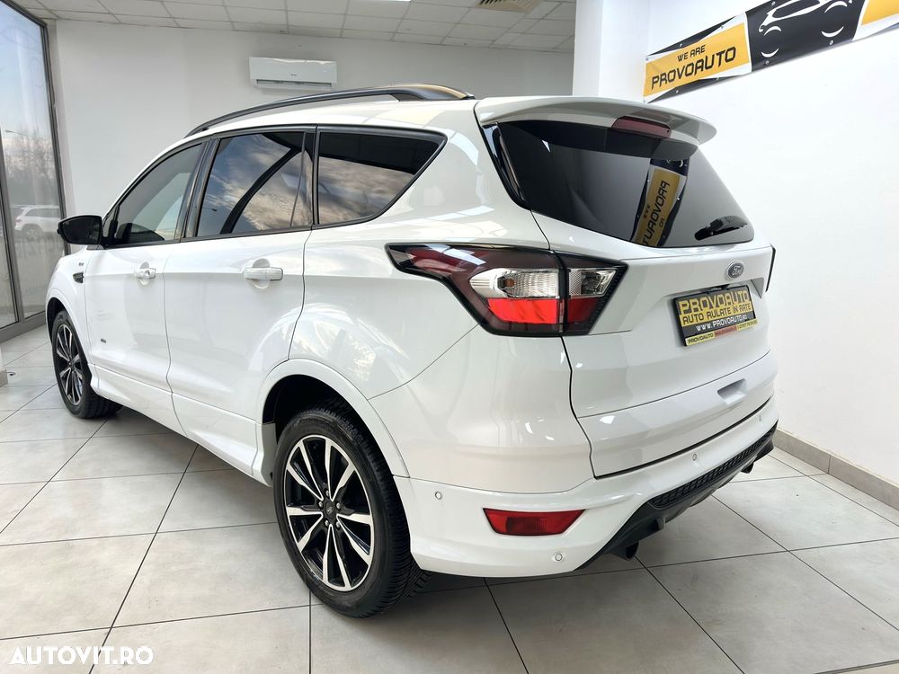Ford Kuga 2.0 TDCi 4x4 Aut. ST-Line - 3