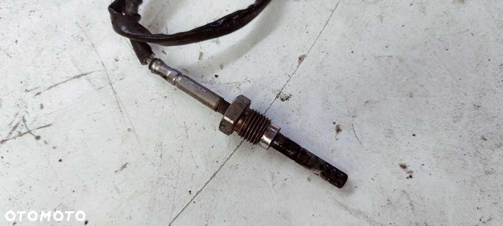 CZUJNIK TEMPERATURY SPALIN AUDI A4 A6 4G0906088R - 2