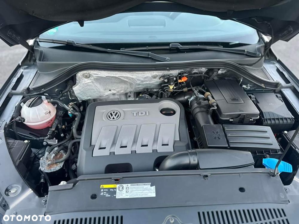 Volkswagen Tiguan 2.0 TDI DPF 4Motion BlueMotion Technology DSG Sport & Style - 6