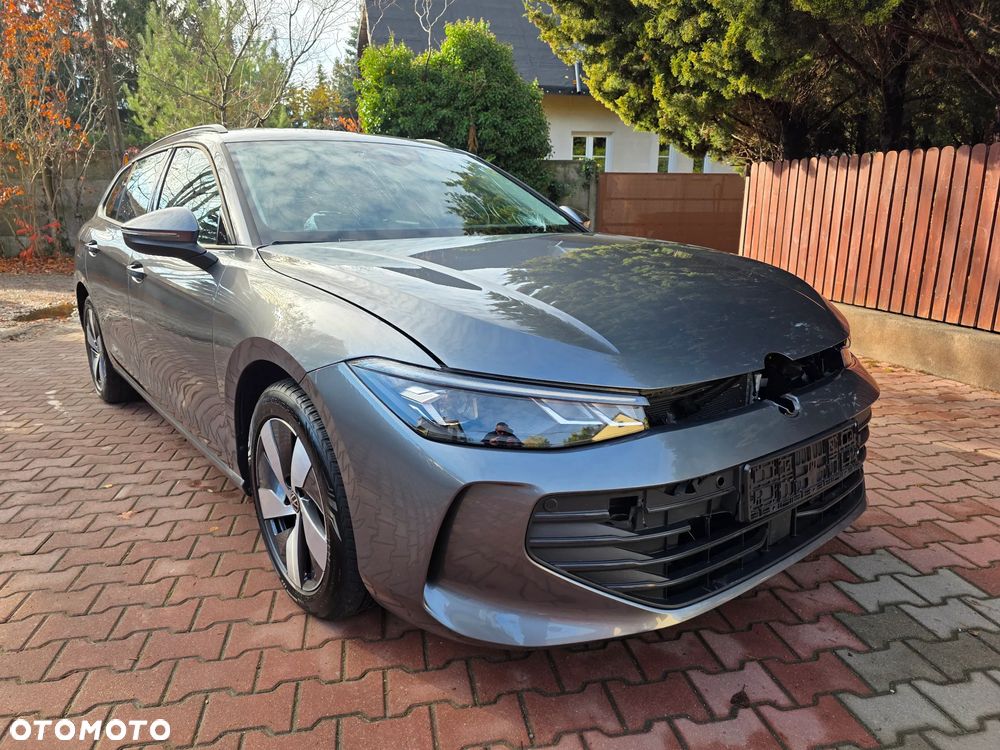 Volkswagen Passat 1.5 TSI EVO Elegance DSG - 1