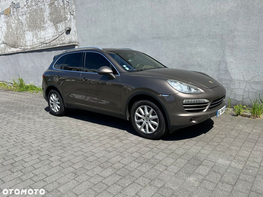 Porsche Cayenne Platinum Edition - 3