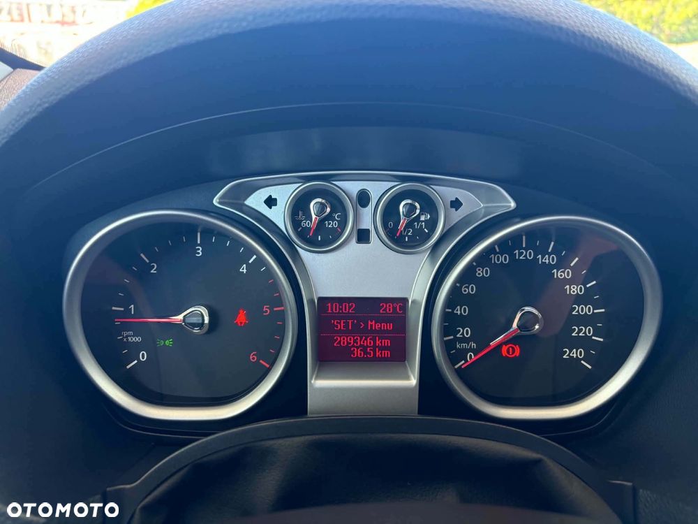Ford Kuga - 7