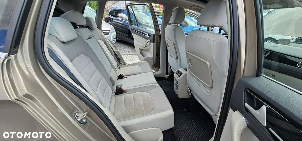 Volkswagen Golf Sportsvan - 15