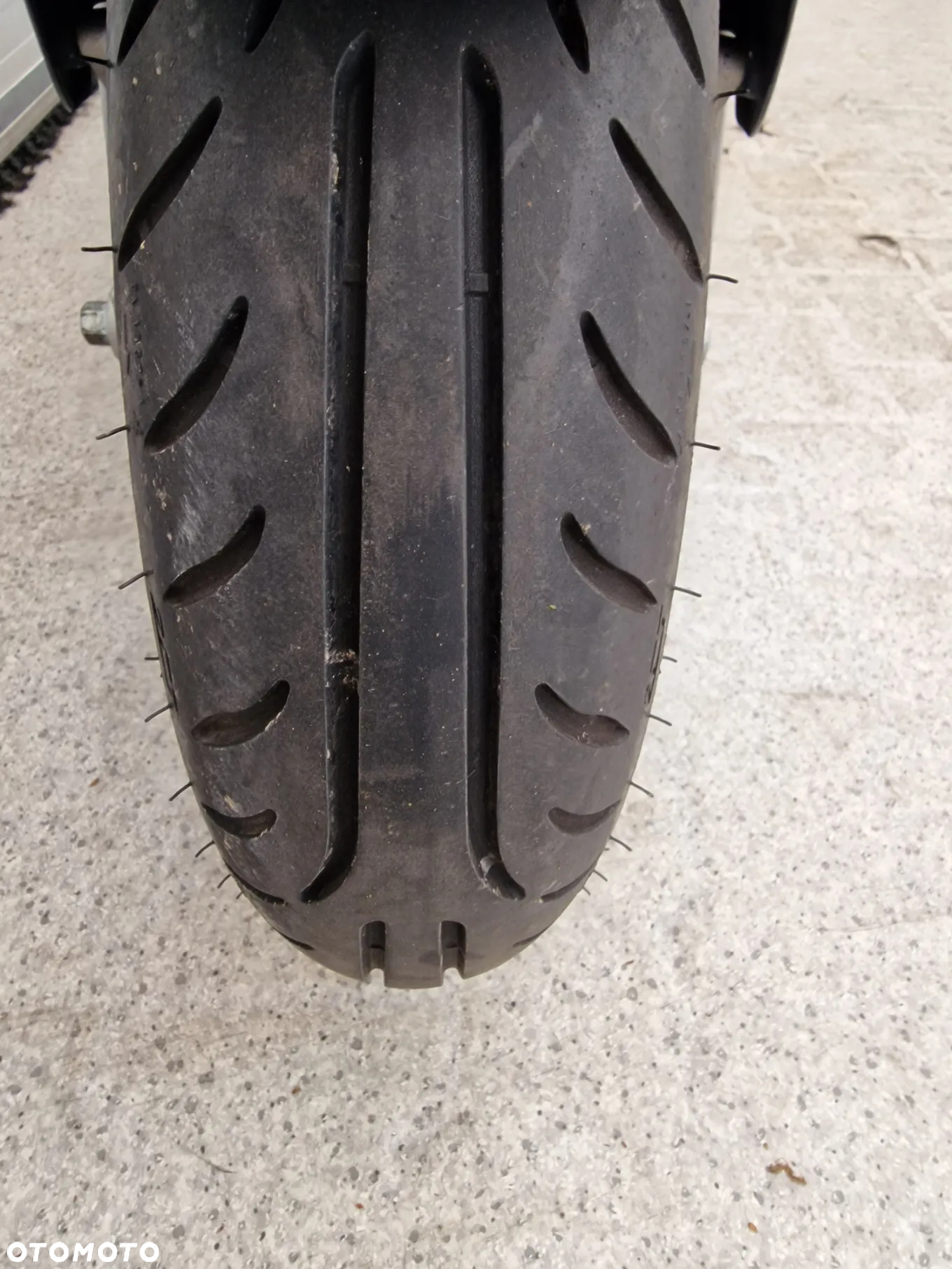 Suzuki Burgman - 12