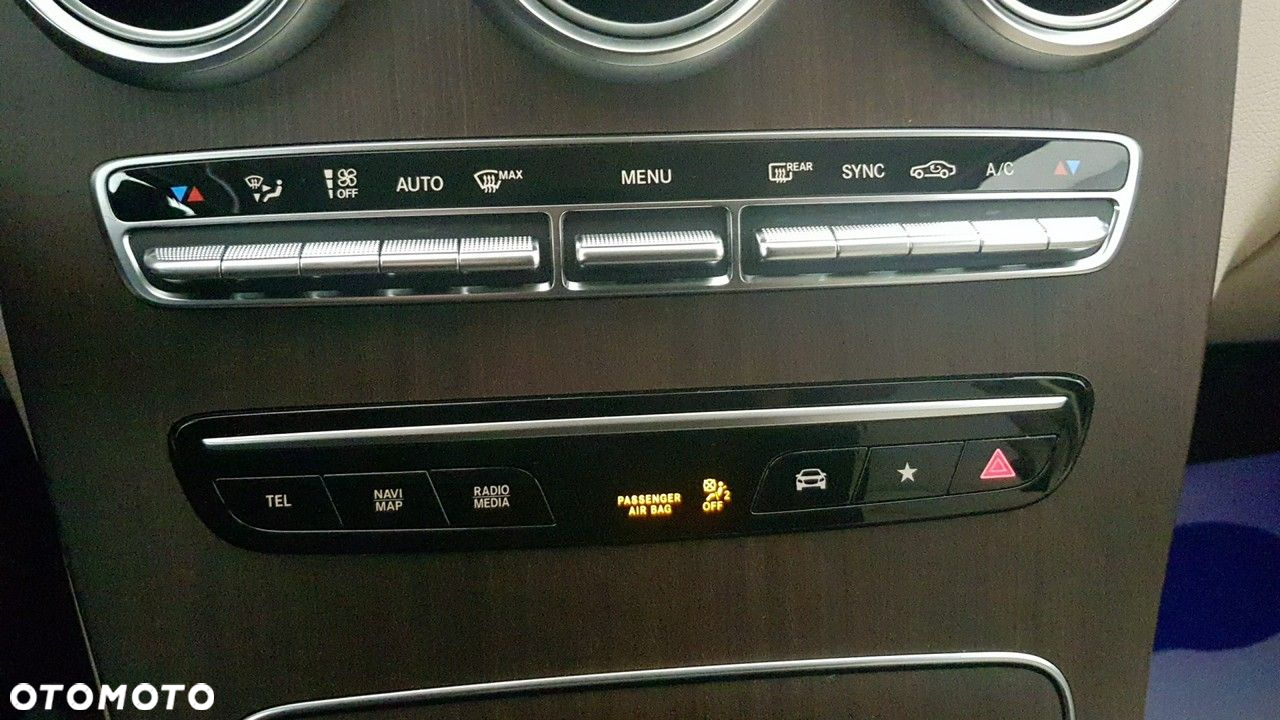 Mercedes-Benz GLC - 29