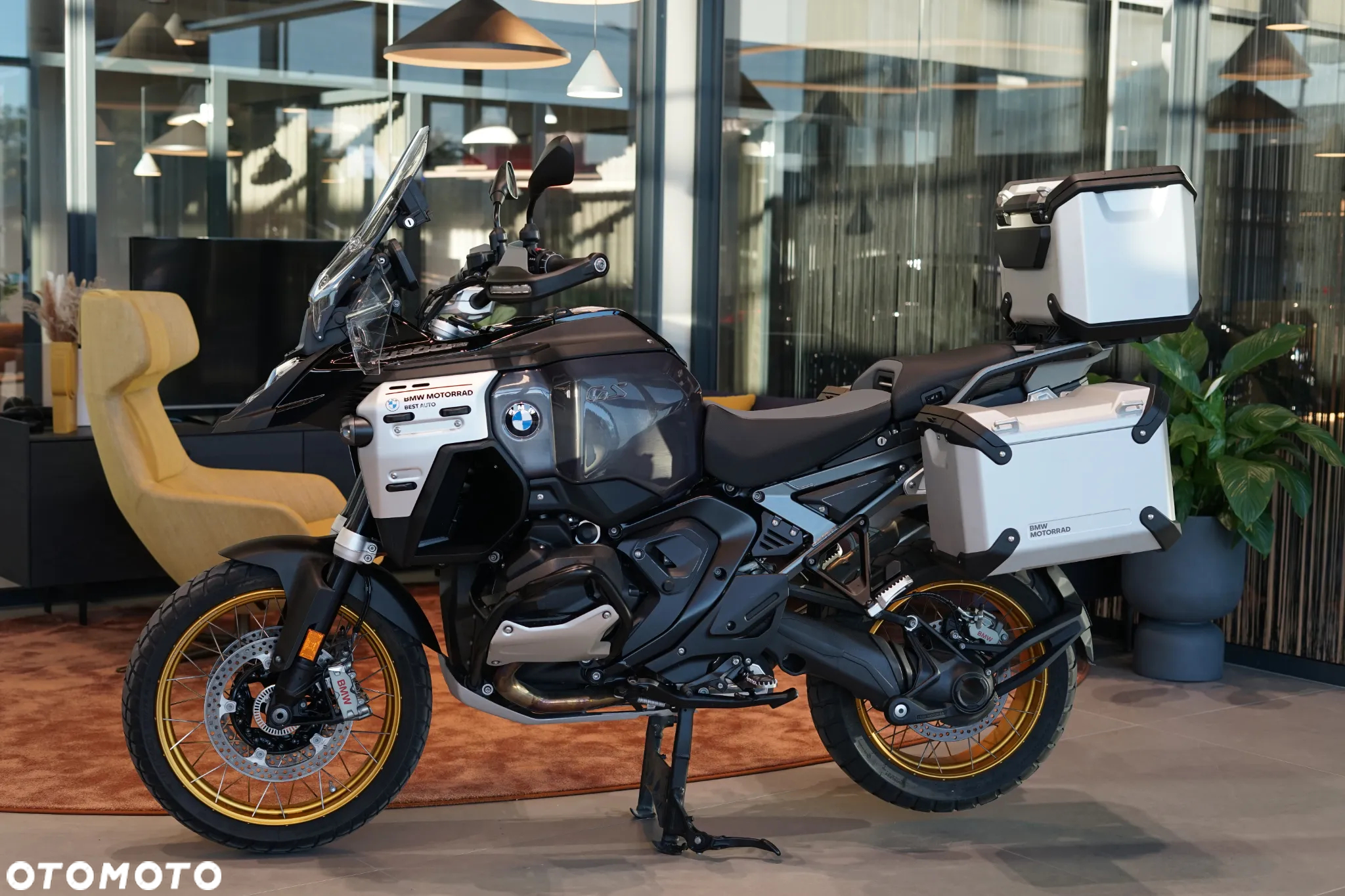 BMW Adventure - 3