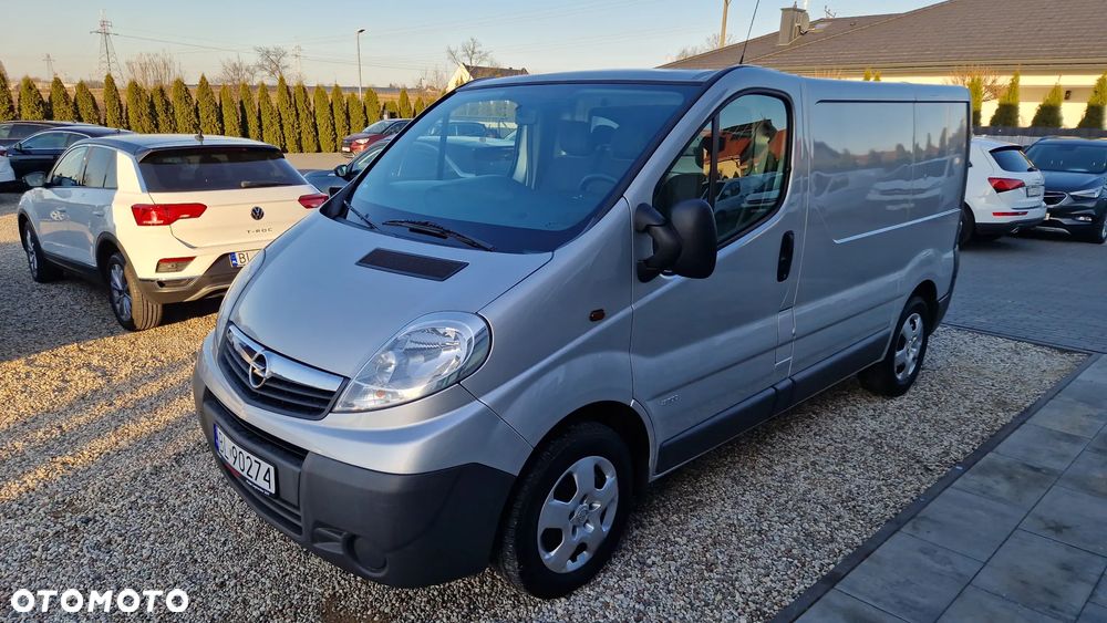 Opel Vivaro - 2