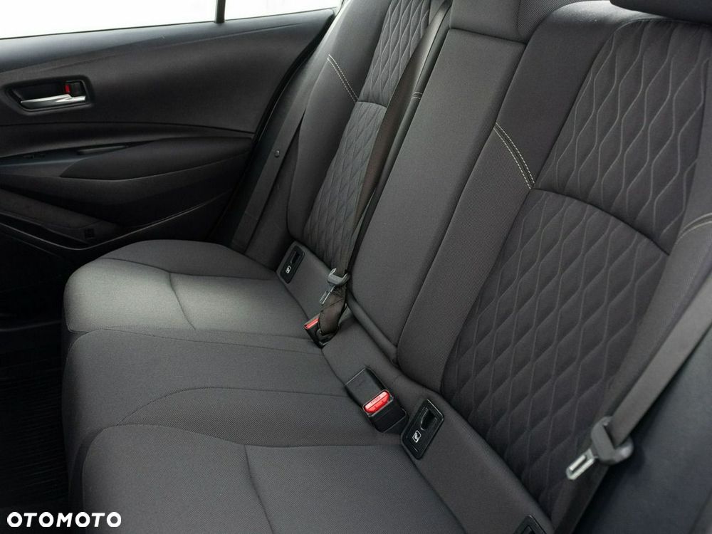 Toyota Corolla 1.5 Comfort - 23