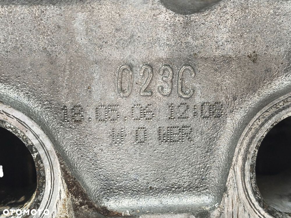 GŁOWICA CYLINDRÓW Audi A4 B7 2.0 TDI 03G103373A 140KM BRE - 12