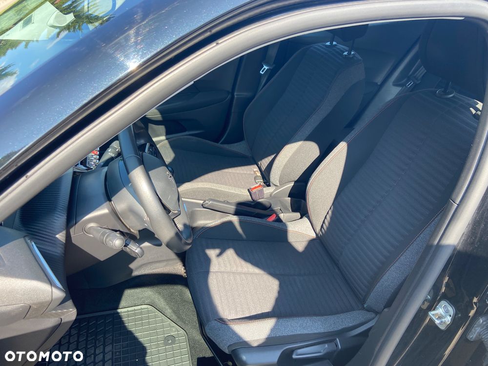 Peugeot 2008 PureTech 100 Active - 11