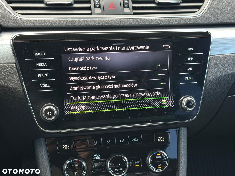 Skoda Superb 2.0 TDI Ambition - 27