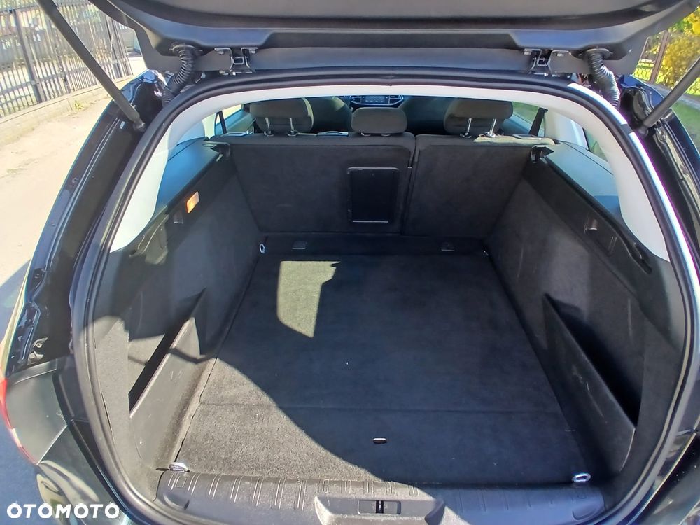 Peugeot 308 1.5 BlueHDi Allure Pack S&S EAT8 - 24