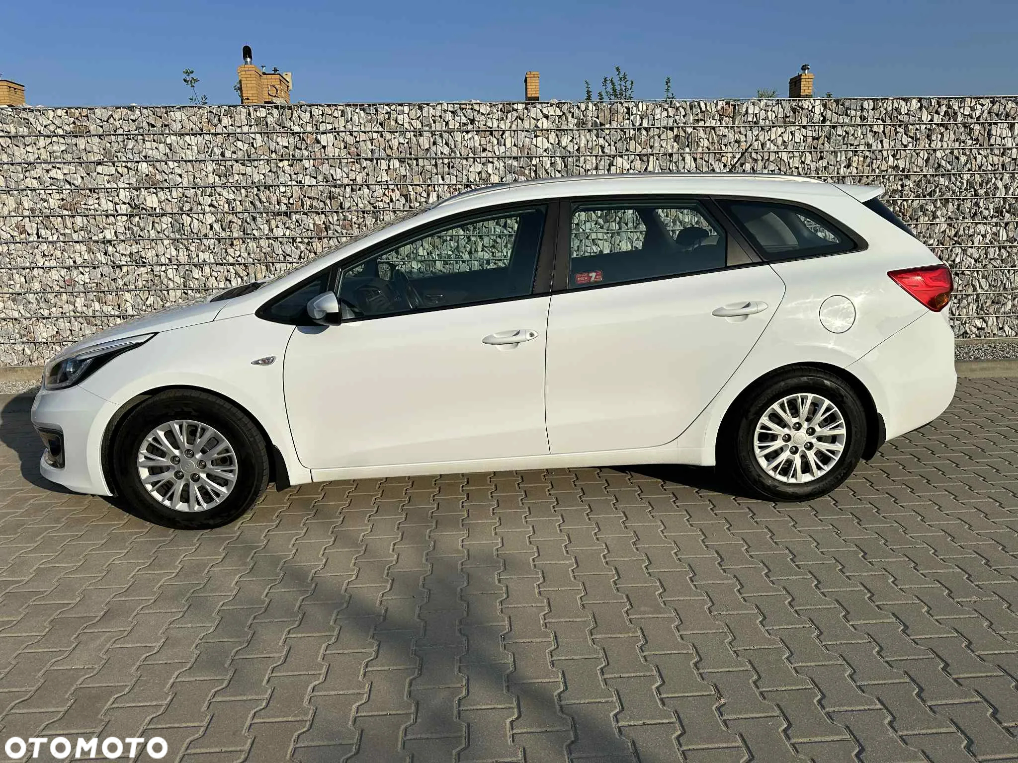 Kia Ceed Cee'd 1.6 GDI M - 2