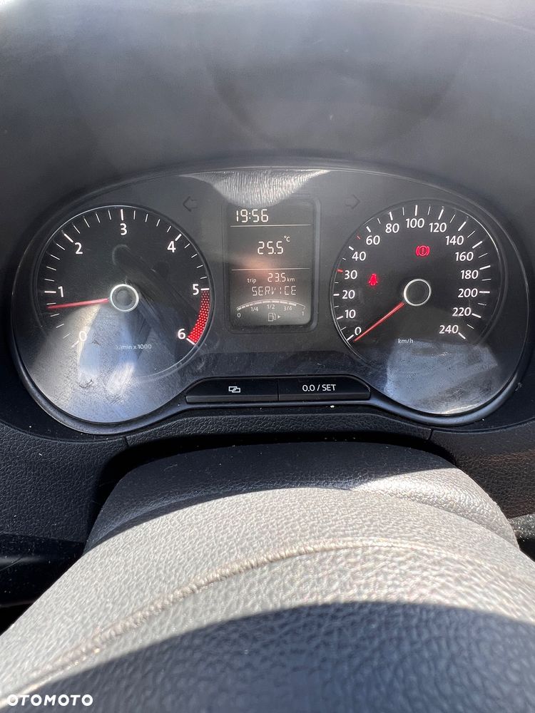 Volkswagen Polo 1.6 TDI DPF Trendline - 13