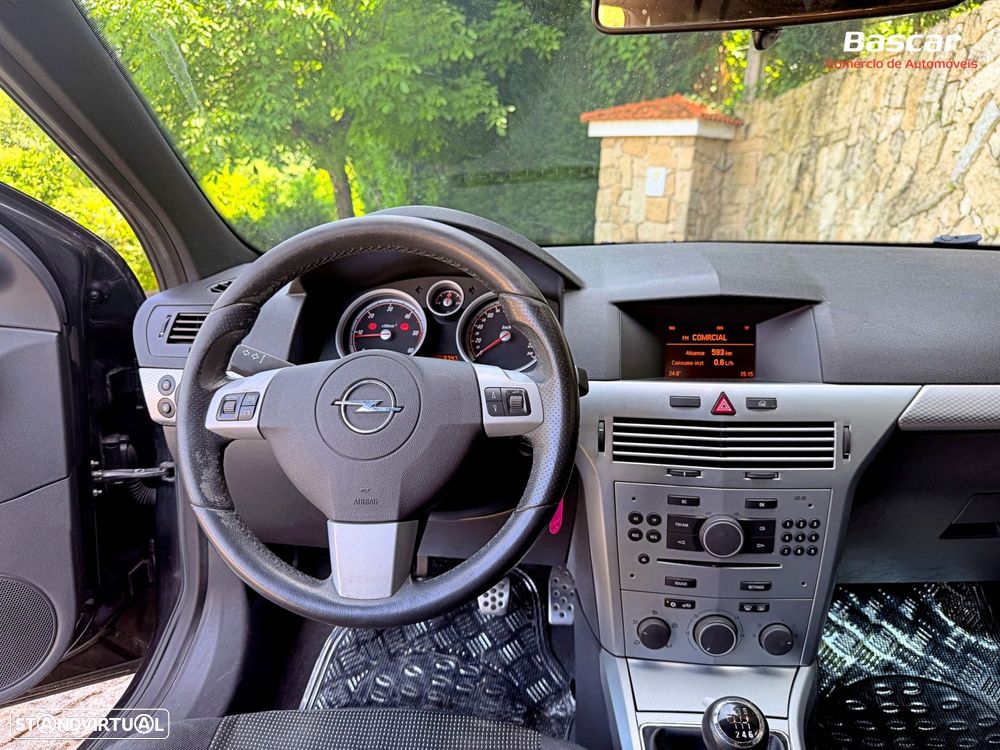 Opel Astra GTC 1.3 CDTI - 16