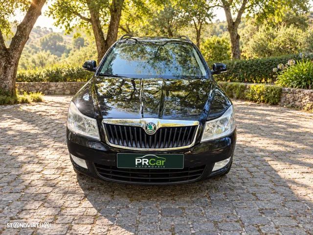 Skoda Octavia Break 2009 photo 2