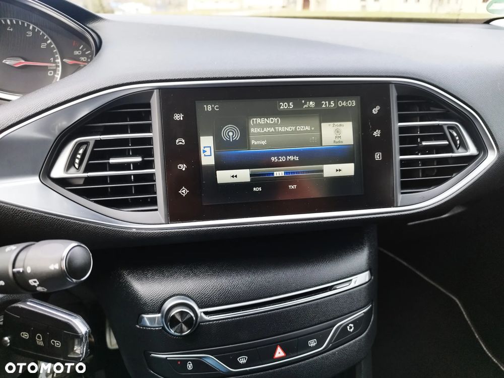 Peugeot 308 1.6 Premium - 35