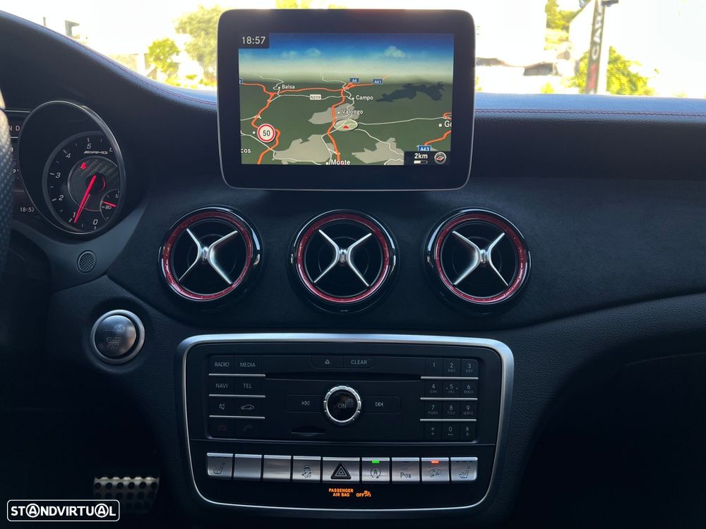 Mercedes-Benz CLA 45 AMG Shooting Brake 4-Matic - 16