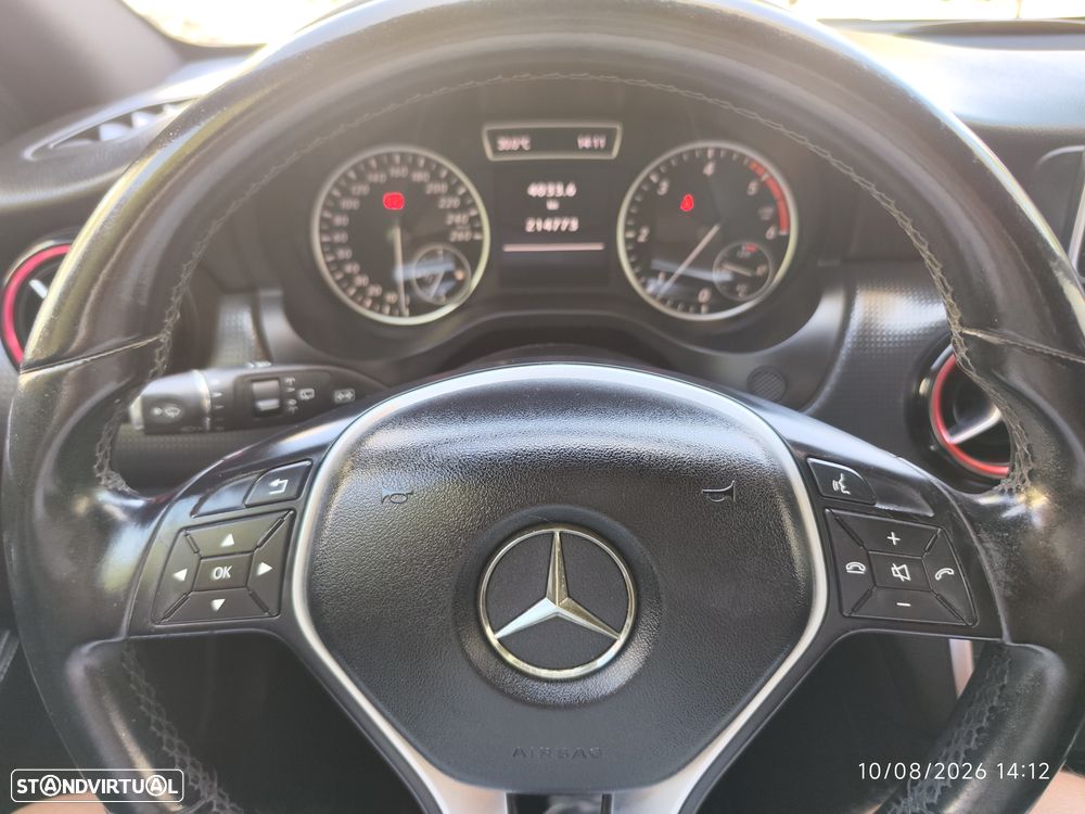Mercedes-Benz A 180 d Urban - 29