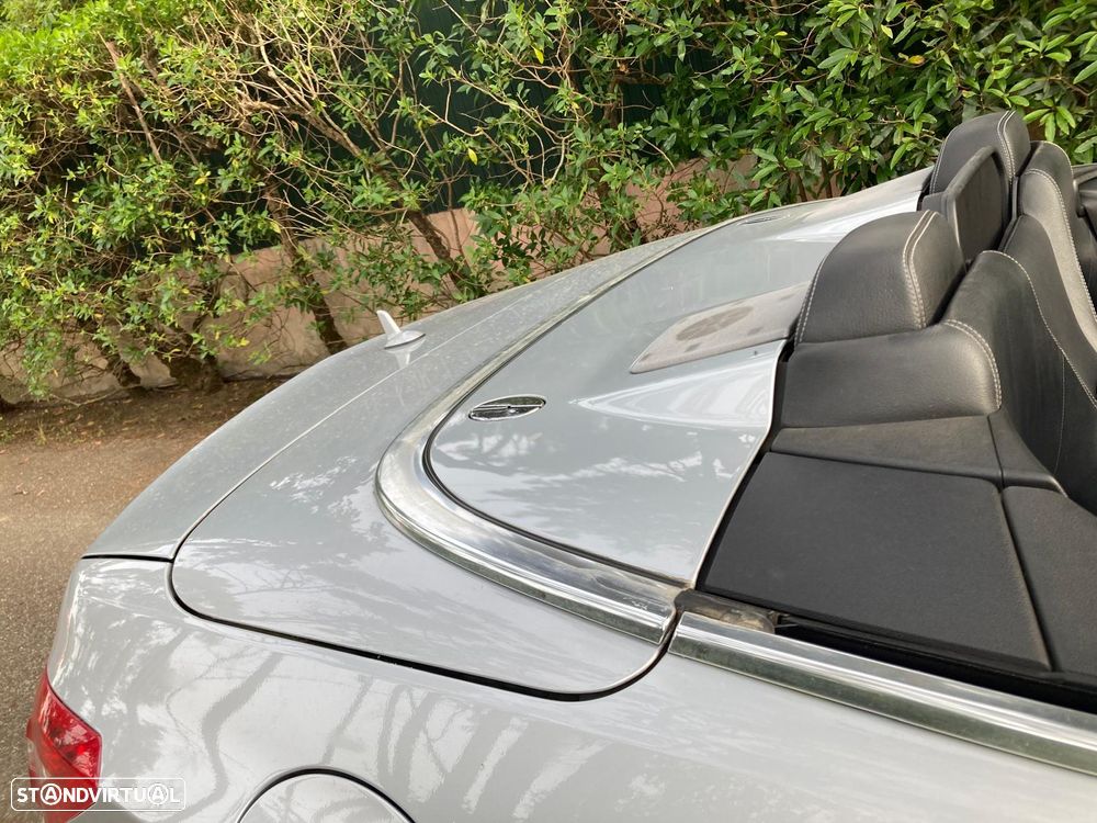 Mercedes-Benz E 220 - 25
